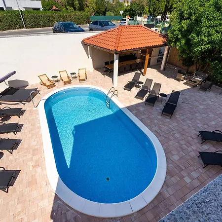 My Dalmatia - Seaside Familia With Private Heated Pool Hébergement de vacances *